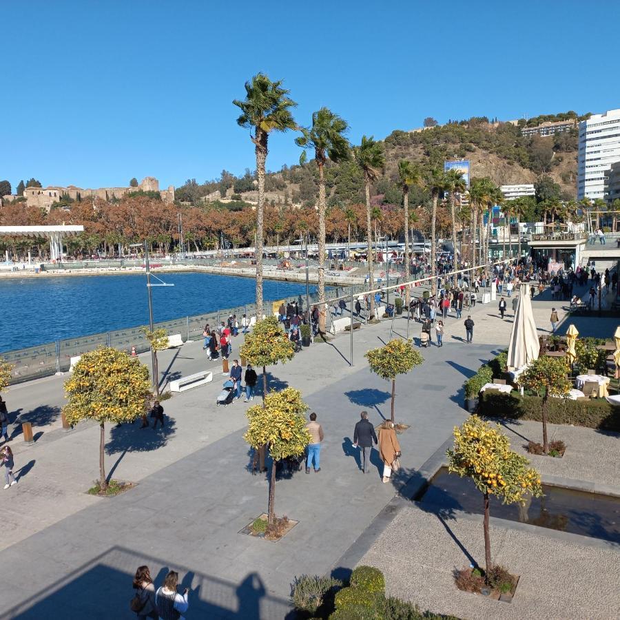 Malaga Velarde Center Apartment Bagian luar foto
