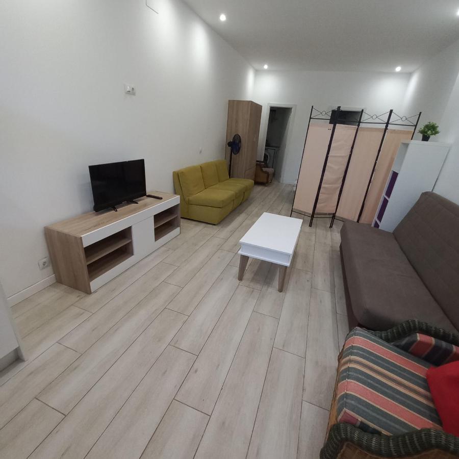 Malaga Velarde Center Apartment Bagian luar foto